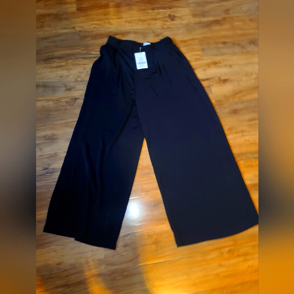 Elegant Black Wide-Leg Pants